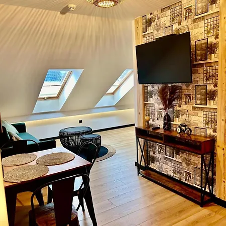 Willa Asia Sromowce Niżne